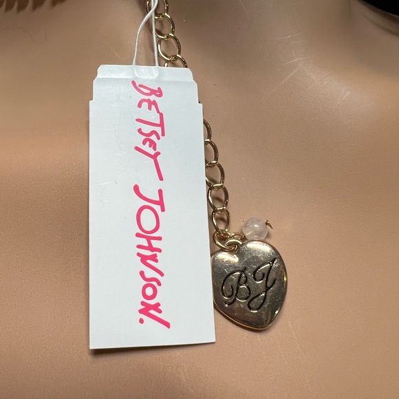 Betsey Johnson NWT Chunky Red White Rhinestone Gold Tone Strawberry Necklace - Picture 5 of 8